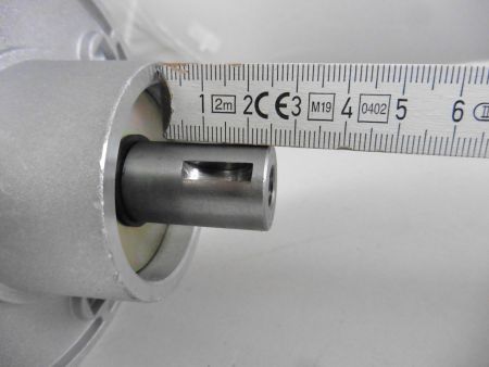 Preview: Messerspindel für Castelgarden Mähwerk links 102cm 122cm Messerwelle TC TCP TP