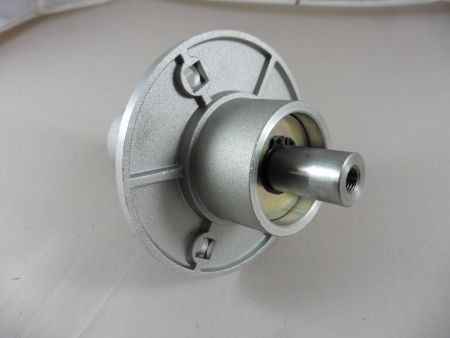 Messerspindel für Castelgarden Mähwerk rechts 102cm 122cm Messerwelle TC TCP TP