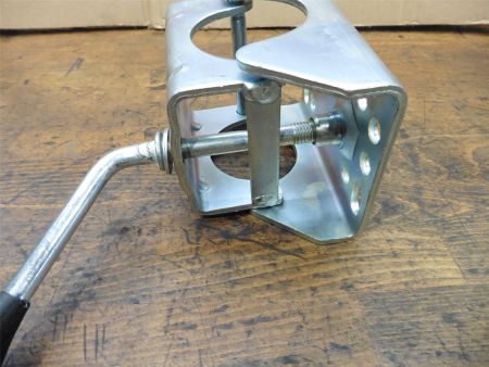 Knott Klemmschelle für Anhänger Stützrad 60mm Befestigung Klemmhalter verzinkt