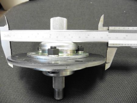 Preview: original MTD Messerwelle Rasentraktor Super18 117cm Mähwerk rechts Messerspindel