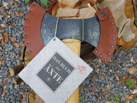 Gränsfors Bruk Wurfaxt Doppelaxt 74cm inkl. "Buch der Äxte" handgeschmiedet