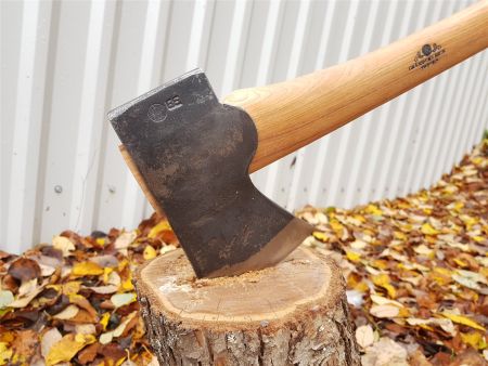 Preview: Gränsfors Bruk Amerikanische Fällaxt handgeschmiedet 434 2300g 80cm aus Schweden