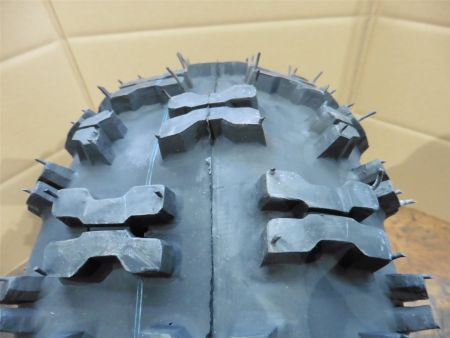 Preview: Reifen für Schneefräse 16x6.50-8 170/60-8 2PR Carlisle SNOW HOG