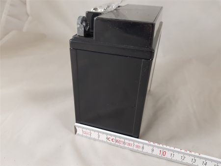 Starterbatterie Batterie für Schneefräse 12V 9Ah GT9L-BS 136x76x134mm Quads
