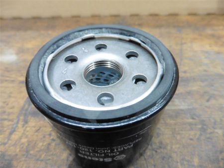 Preview: Ölfilter für Kubota Walker Mowers John Deere GR2120 G GR GT MD21D MD-GHS Motor