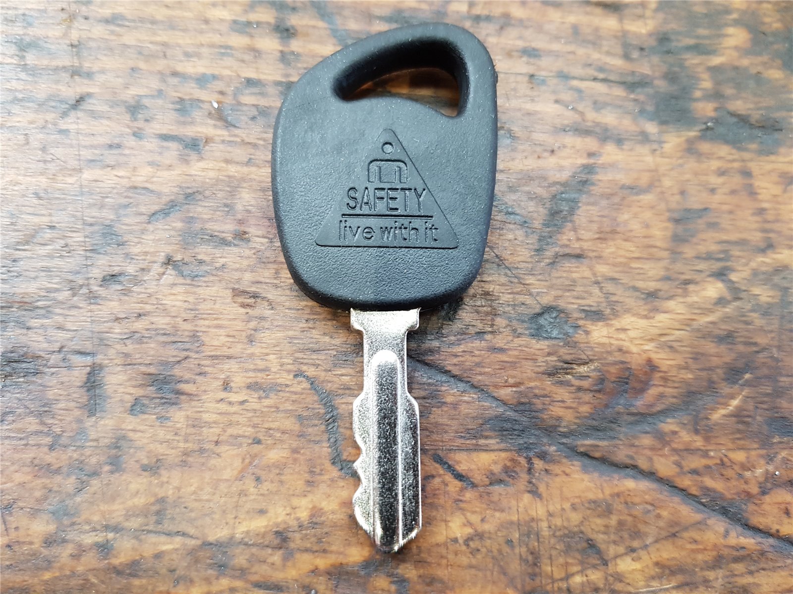 10 Stück Ersatz-Zündschlüssel GY20680 Schlüssel für John Deere AYP  Husqvarna Rasengeräte AM131946 : : Garten