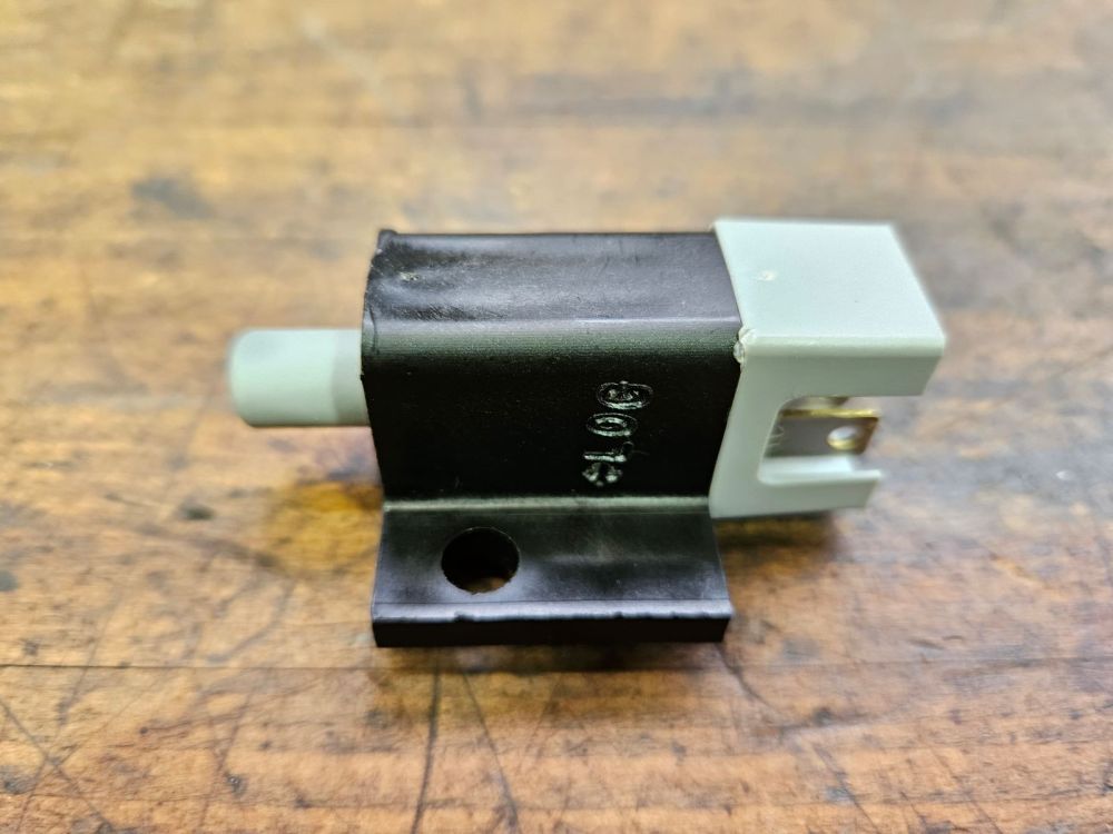 original MTD Sicherheitsschalter 725-04363 Fangkorb Bremspedal WOLF Cub Cadet