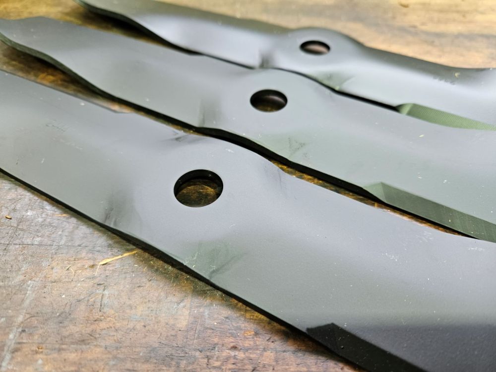 Messer für John Deere 48" 122cm Mähdeck Mähwerk Seitenauswurf X GX M145476