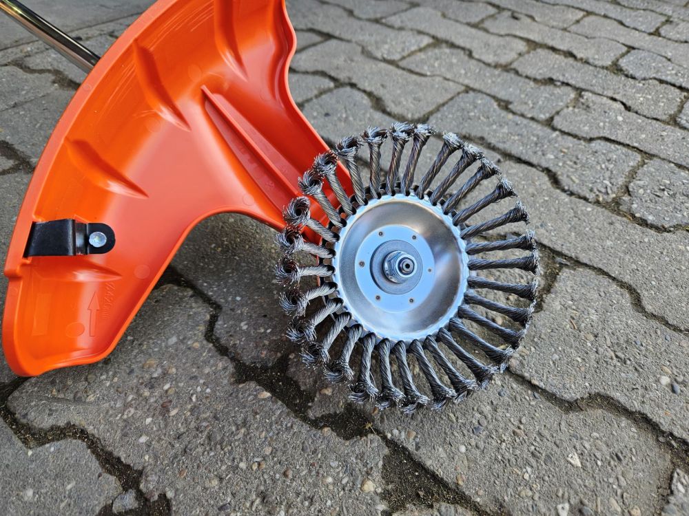 Wildkrautbürste für Freischneider Motorsense 200mm 20/25,4mm Unkrautbürste