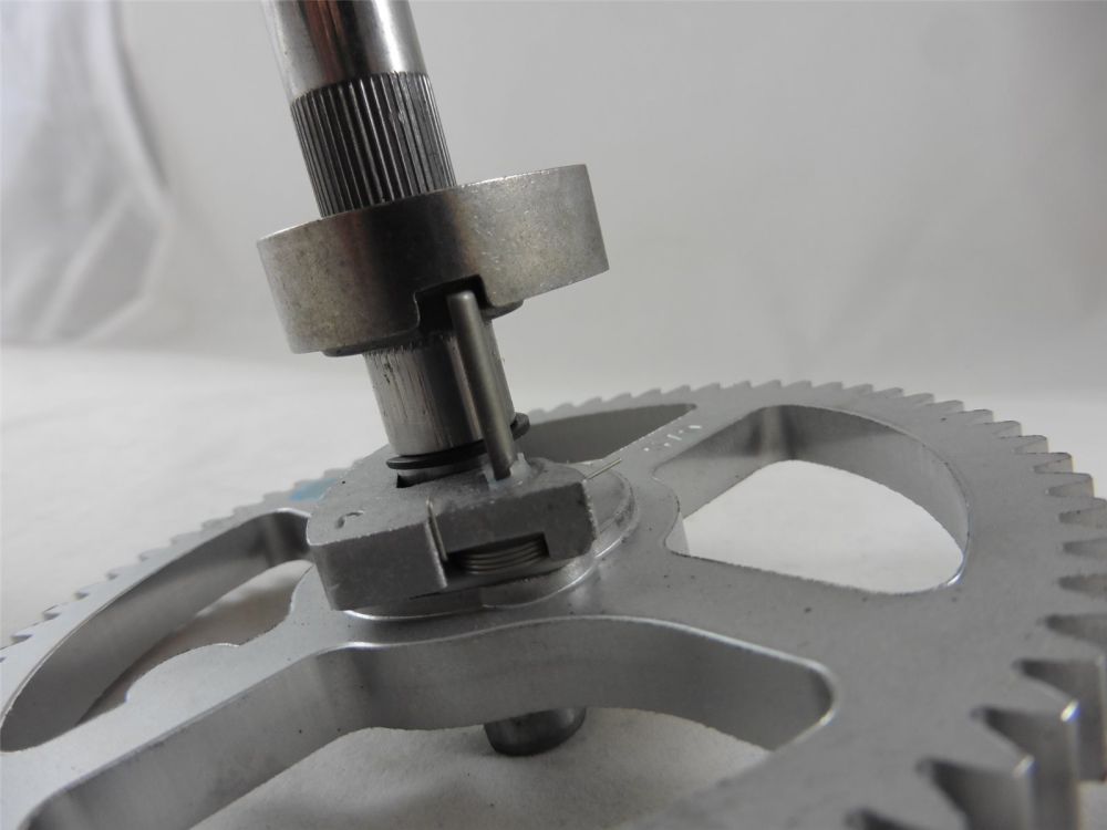 original Briggs Stratton Nockenwelle mit Dekompressionshebel 793880 Ventilstößel