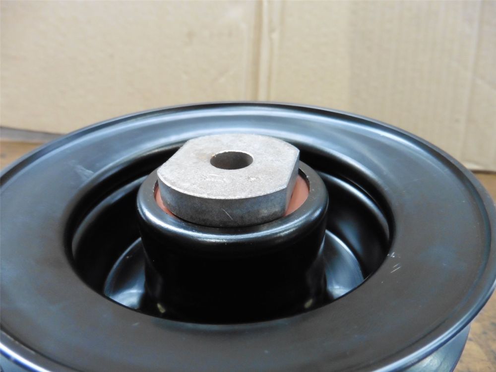 orig John Deere Magnetkupplung Mähwerkeinschaltung Elektrokupplung STX AM121972