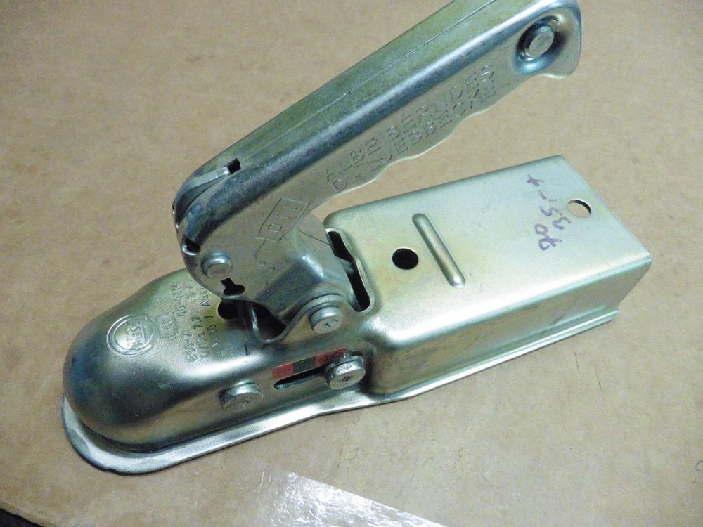 ALBE Kugelkupplung 0115009 EM 80 V PKW Anhänger 800 Kg 70 mm Vierkant B50-X