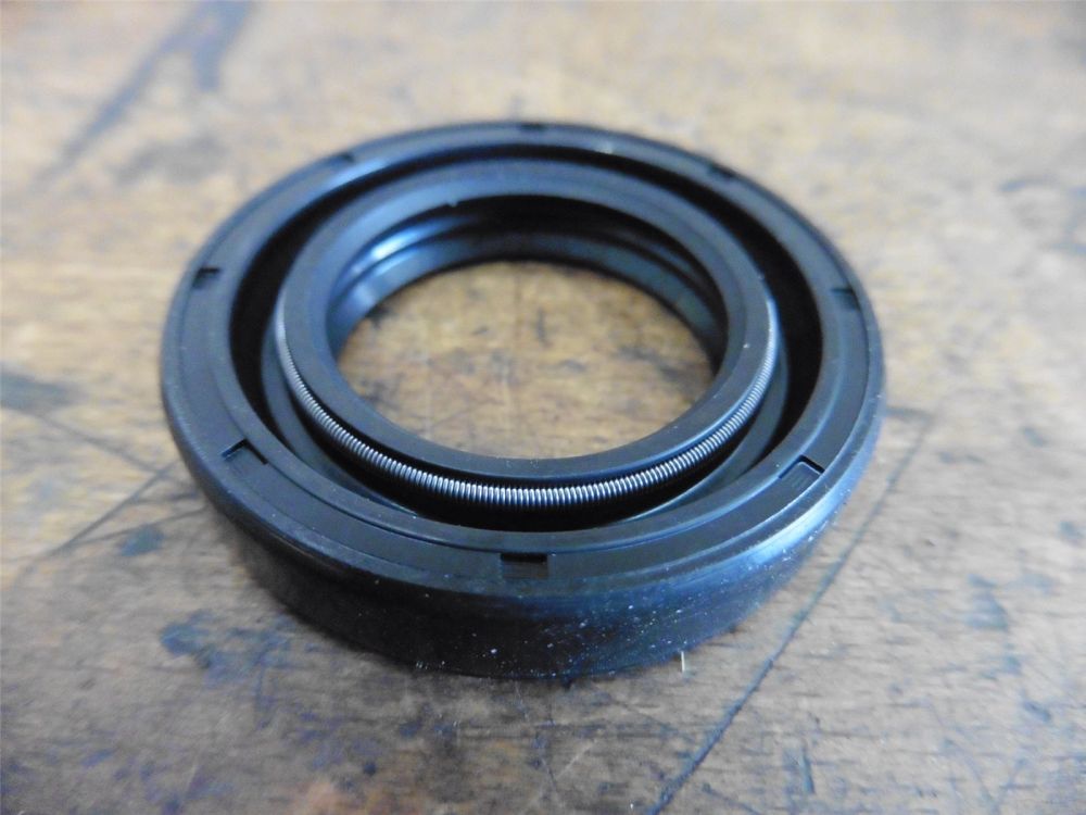 original Tuff Torq Simmerring Wellendichtring Hydrostat Getriebe John Deere K62