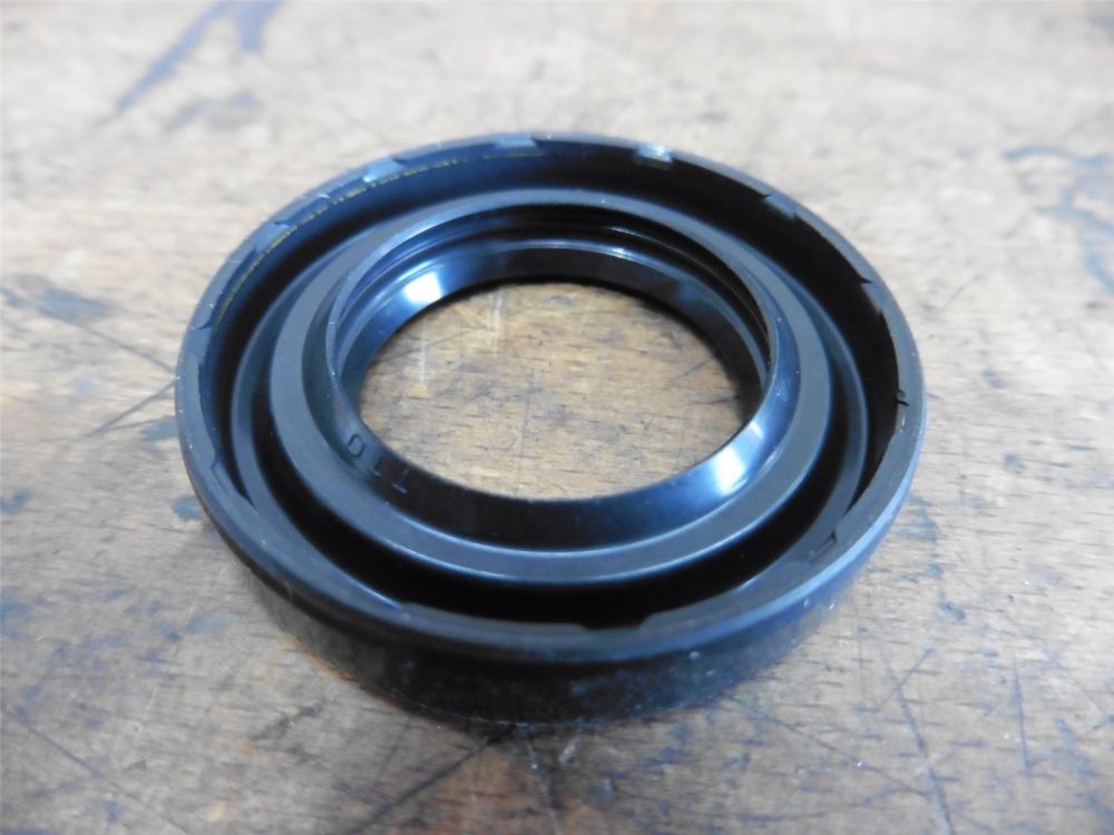 original Tuff Torq Simmerring Wellendichtring Hydrostat Getriebe John Deere K62
