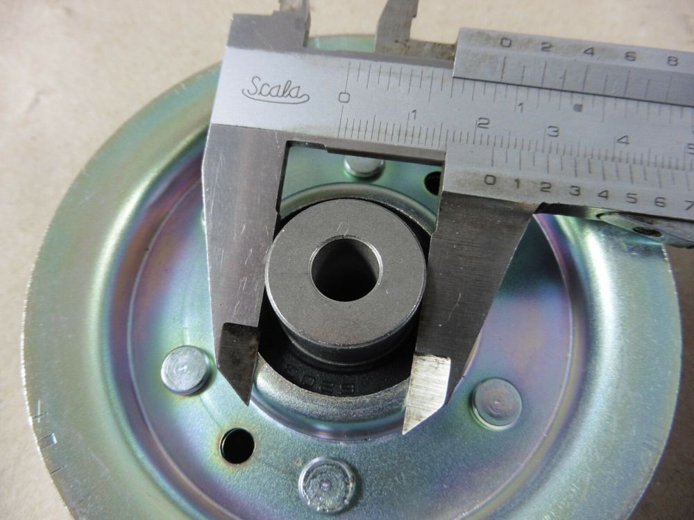 original Husqvarna AYP Umlenkrolle Spannrolle Riemenscheibe Traktor CTH CT LT