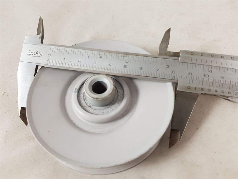 Umlenkrolle für Husqvarna AYP Rasentraktor Spannrolle Riemenscheibe 5321392-45