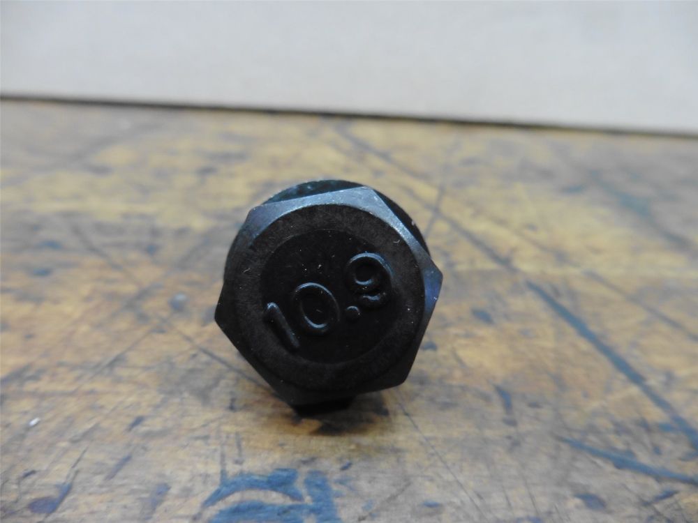 Bolzen Schraube Getriebe M 8 x 1,25 mm Linksgewinde pf Freischneider Stihl FS 80