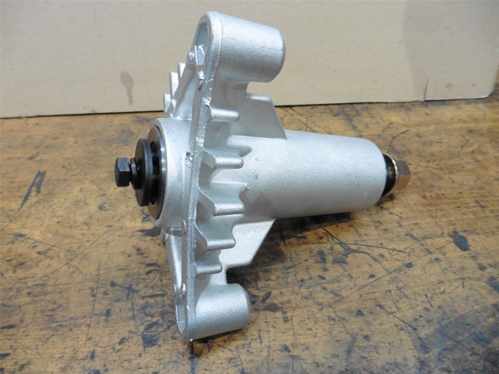Husqvarna Messerspindel Lagerbock Electrolux Partner McCulloch Rasentraktor LTH