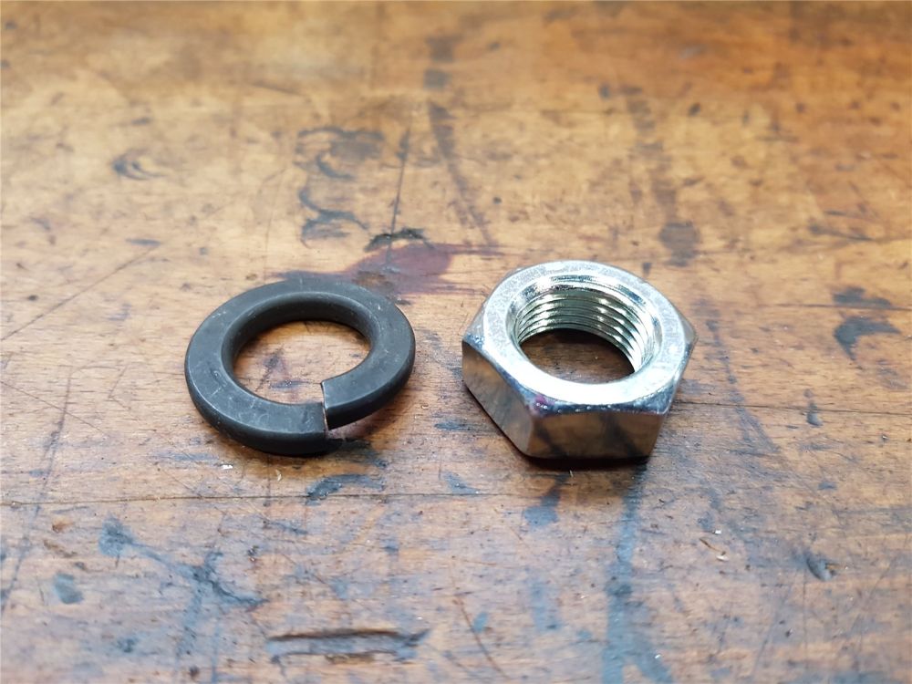 orig. MTD Mutter 5/8-18 GR UNF mit Sicherungsring Messerwelle 712-0318 736-0158