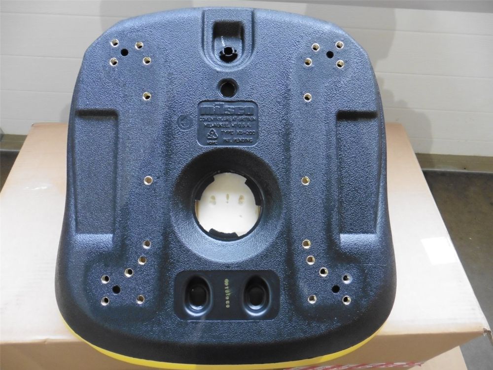 Sitz f. John Deere 48cm hohe Rückenlehne Gator XUV RSX Fairway Greens Mäher F910