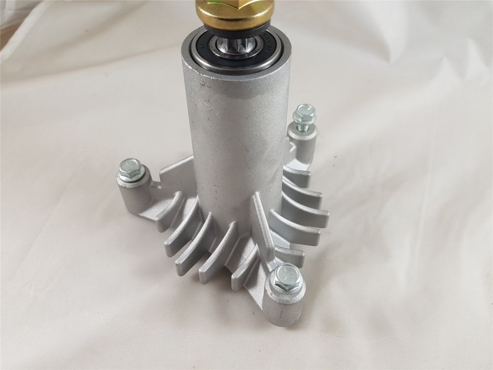 Messerspindel 6-Zahn linksgewinde für Husqvarna AYP McCulloch Lagerbock